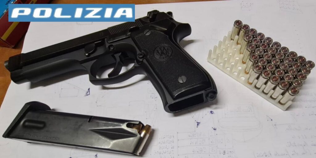 polizia di stato,pistola